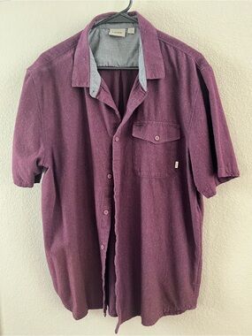 Vans Men’s Short Sleeve Button-Down Shirt in Plum
